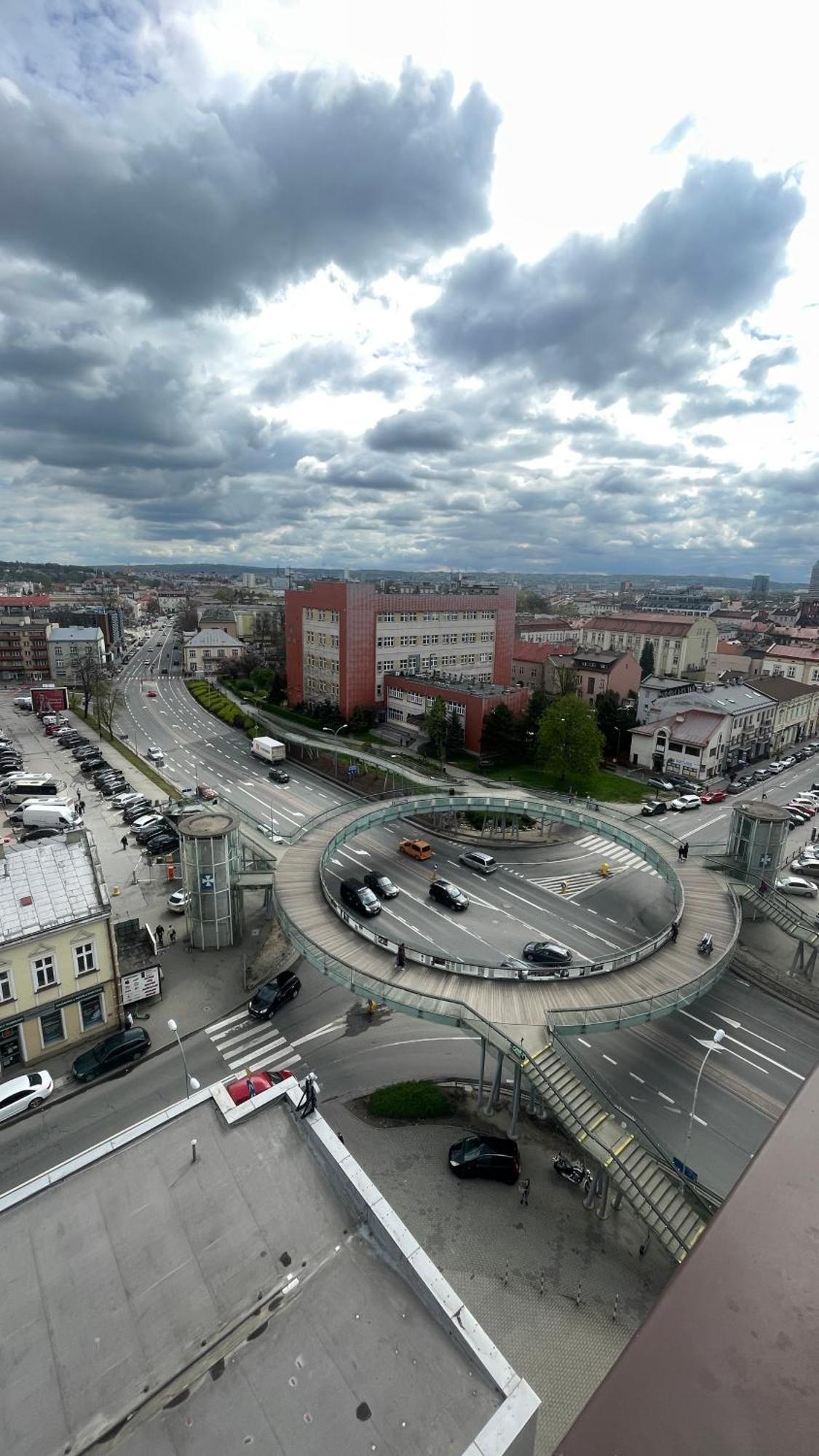 Apartament Przytulny 5 - Las, Self Check In, Dworzec Pkp Rzeszow Ngoại thất bức ảnh